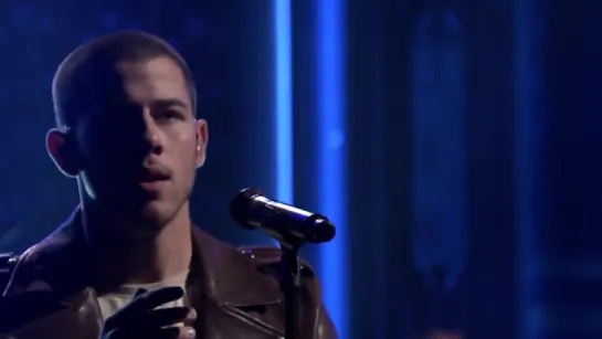 Nick Jonas - Close (The Tonight Show Starring Jimmy Fallon)