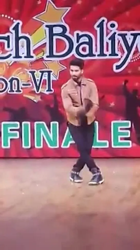 Shahid Kapoor at Nach Baliye organized by Fortis Hospital in Delhi