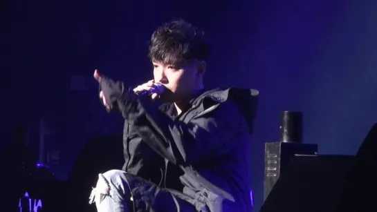 30.01.2016 SEOUL: AOMG CONCERT - Simon Dominic