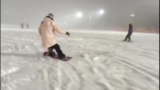 Jay Park shows us his snowboarding skills