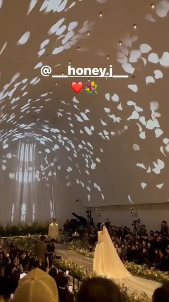 [18.11.2022] Honey J