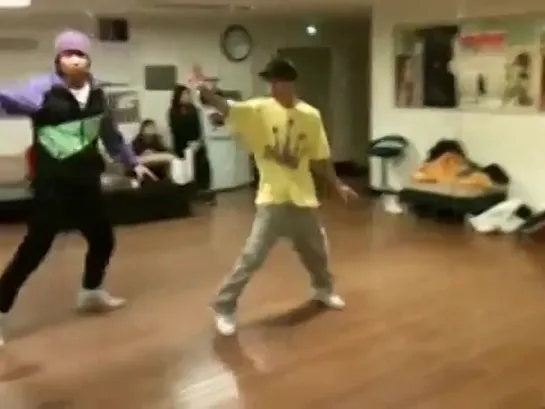 B.I.(Kim HanBin) Dancing YG Trainee