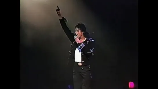 Michael Jackson - Bad Tour live in London, England, Wembley Stadium, (16 July 1988) Concert 720