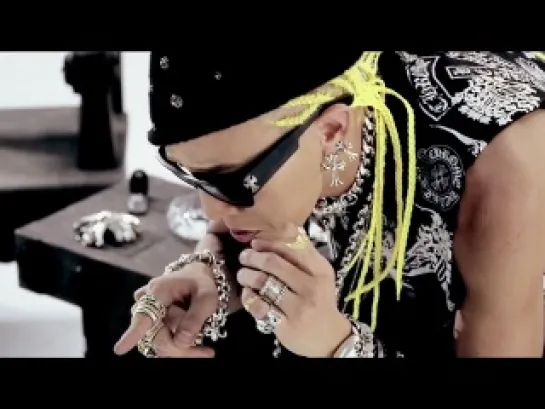 G-DRAGON - ONE OF A KIND MV