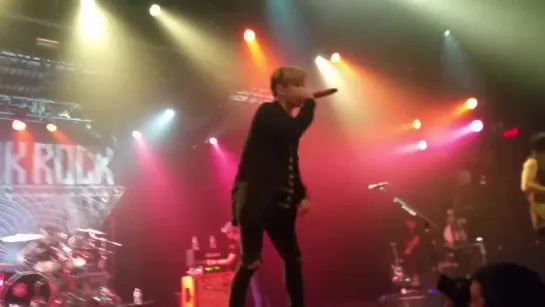 [FanCam] ONE OK ROCK - Decision [03.10.2015 NYC, US]