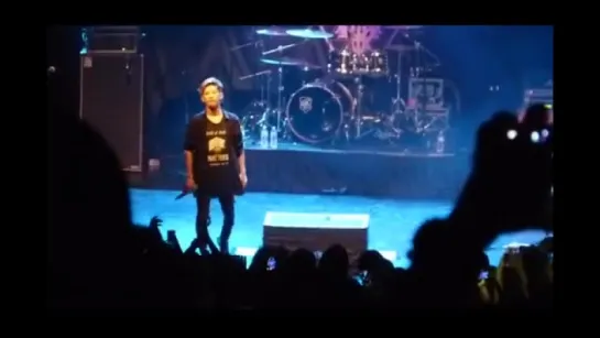 [FanCam] ONE OK ROCK - Wherever You Are [01.10.2015 Toronto,Canada]