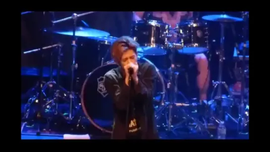 [FanCam] ONE OK ROCK - Clock Strikes [01.10.2015 Toronto,Canada]