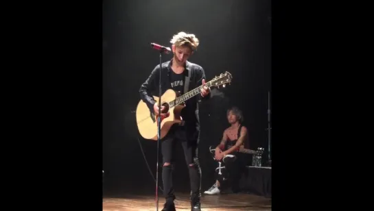 [FanCam] ONE OK ROCK [29.09.2015 Chicago, US]