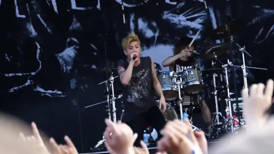 [FanCam] ONE OK ROCK - Deeper Deeper [26.07.2015 ANSAN M VALLEY ROCK FESTIVAL 2015]