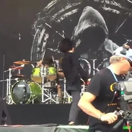 [FanCam] ONE OK ROCK - The Beginning [Soundwave Festival, Australia 22.02.2015]