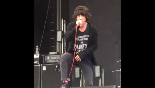 [FanCam] ONE OK ROCK - Cry Out [Soundwave Festival, Australia 22.02.2015]