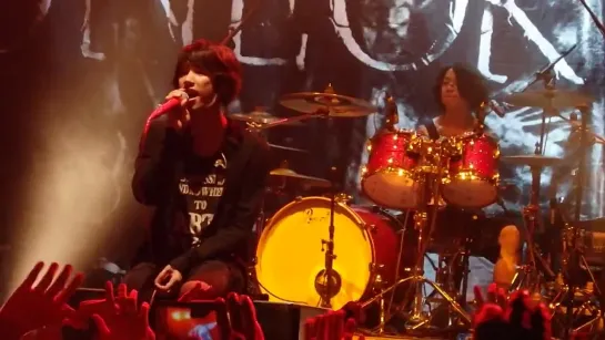 [FanCam] ONE OK ROCK - Wherever you are [live Moscow 21.12.2014]