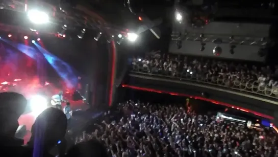 [FanCam] ONE OK ROCK - Wherever You Are [Buenos Aires, Argentina 31.10.2014]