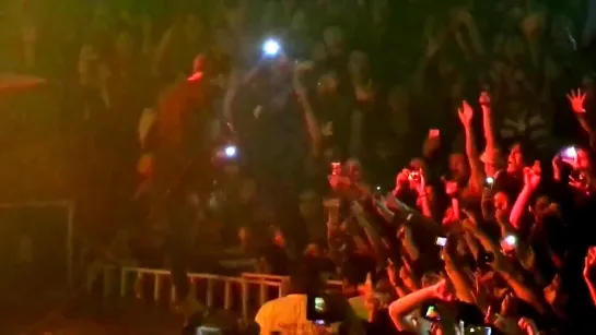 [FanCam] ONE OK ROCK - NO SCARED [Santiago, Chile 29.10.2014]