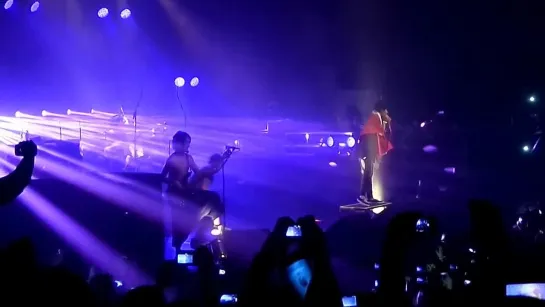 [FanCam] ONE OK ROCK - Be the light [Santiago, Chile 29.10.2014]