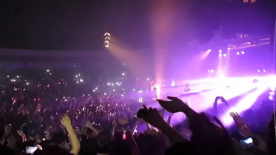 [FanCam] ONE OK ROCK - Be the light [Santiago, Chile 29.10.2014]