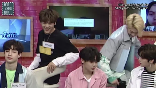 [180529] Stray Kids » After School Club » Stray Kids twirly twirly