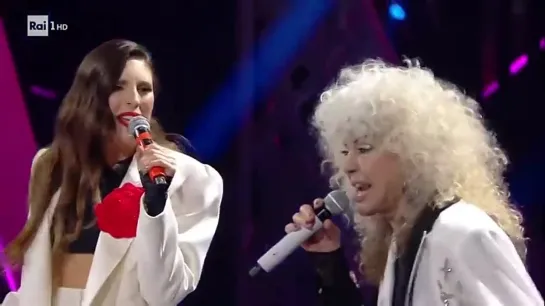 Sanremo 2022 - Ditonellapiaga e Donatella Rettore cantano ‘Chimica’  (Италия)