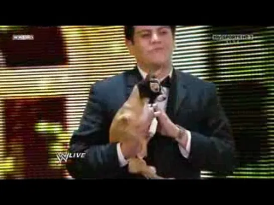 Alberto with Chihuahua Mysterio [1.10.10]