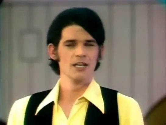 B.J. Thomas - Raindrops Keep Falling On My Head - ( Alta Calidad )HD