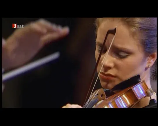 Брамс Й.Ор.77.Концерт для скрипки с оркестром ре мажор.Julia Fischer.Michael Tilson Thomas