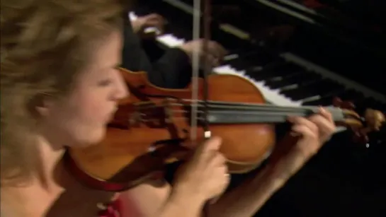 Моцарт В.А.Фортепианные трио.Anne-Sophie Mutter.Daniel Müller-Schott.André Previn,