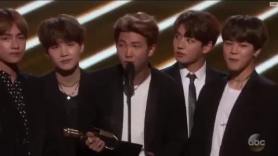 Taekook/Vkook moment | BTS at Billboard Music Awards: Taehyung and Jungkook trying to stay next to each other