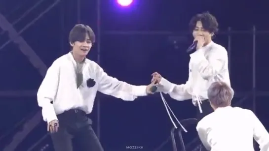 [DVD] 2019 5th MUSTER [MAGIC SHOP] | TaeKook moment