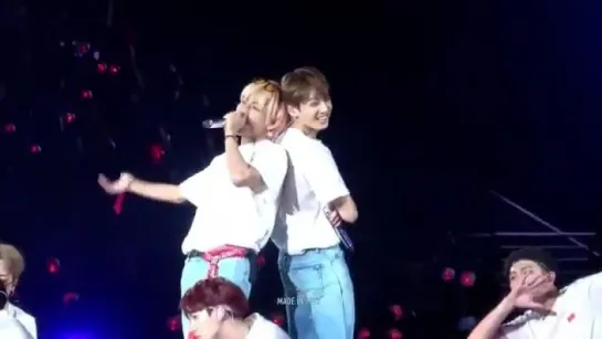 180912 LOVE YOURSELF TOUR in Oakland | Taekook moment