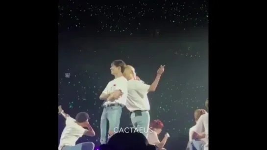 180912 LOVE YOURSELF TOUR in Oakland | Taekook moment