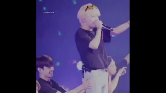 180906 LOVE YOURSELF TOUR LA DAY 2 | TaeKook moment