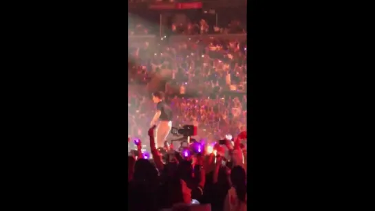 180909 LOVE YOURSELF TOUR in LA DAY 4 | JUNGKOOK DOING THE SHOOT DANCE ON HIS EXTRA