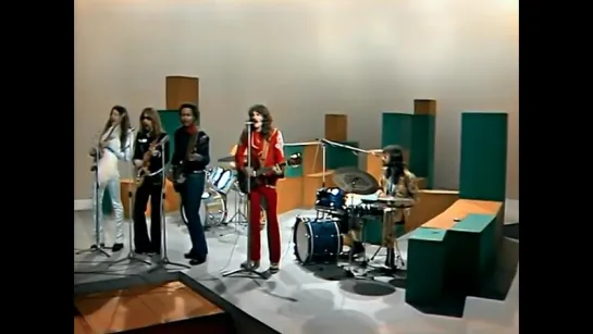 The Doobie Brothers - Listen To The Music