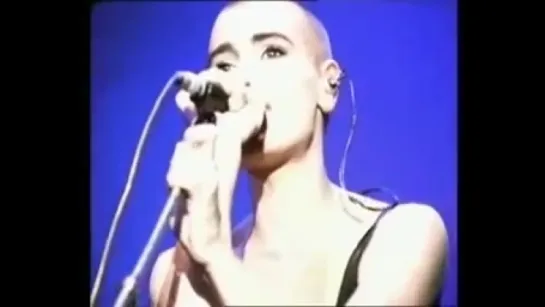 Sinead O'Connor - Nothing compares to you (Live)