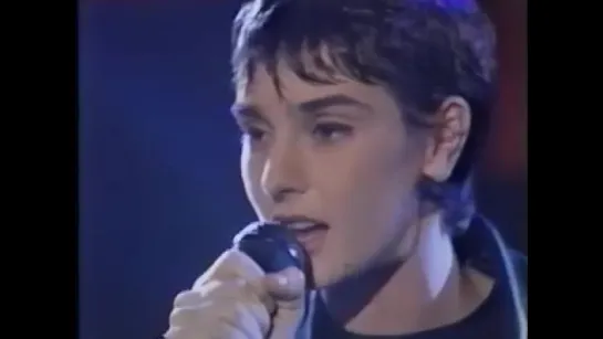 Sinead O'Connor - Thank You For Hearing Me performance