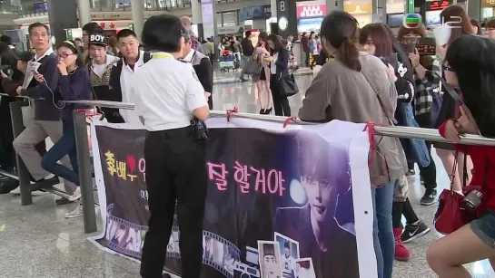 李鍾碩LeeJongSuk(이종석) - 抵港Arrive Hong Kong Airport 20140327