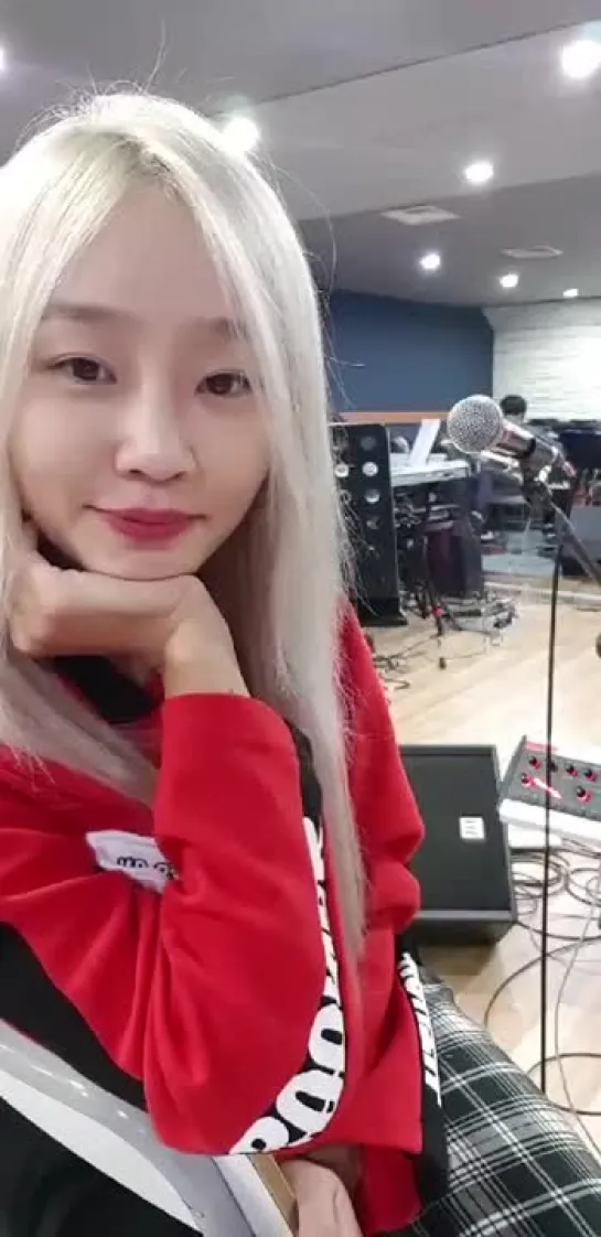 [181023] Hyolyn - Instagram Live (김효정)