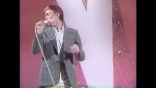 Cher &  David Bowie - Young Americans Medley (Live on The Cher Show, 1975)