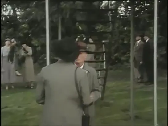 Jeeves and Wooster S03 E6_ Aunt Dhalia, Cornelia, and Madeline_