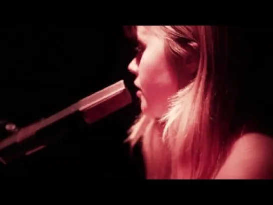 Anna von Hausswolff - Mountains Crave (live)