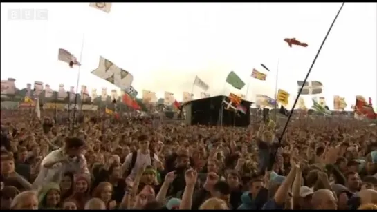 Blondie - Atomic live at Glastonbury 2014