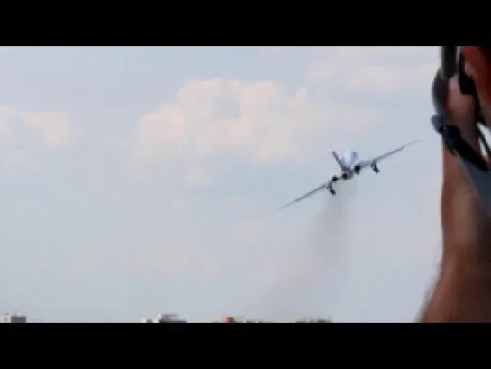 Tupolev Tu-154  Low pass at Nové Zámky Airshow 2013