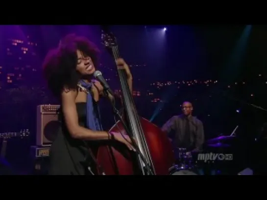 Esperanza Spalding - Wild Is The Wind (Live at Austin City Limits)