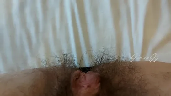 Хотела показать тебе свои эрогенные точки но так возбудилась horny Russian Mature scary hairy pussy masturbates close up Open Ca