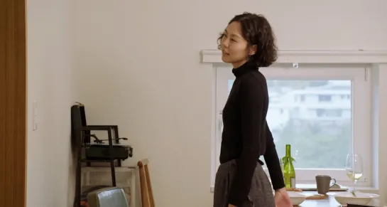 A MULHER QUE FUGIU (HONG SANG-SOO, 2020)