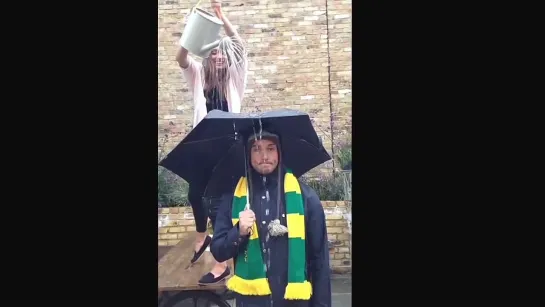 Sam Claflin #ALSICEBUCKETCHALLENGE