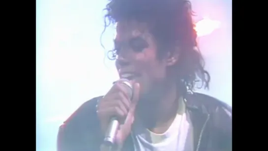 Michael Jackson | "Bad" | Tokyo, Japan - Sep 12. 1987 [Premiere Bad Tour concert]