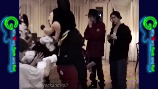 Michael Jackson in Disney Paris (1996)