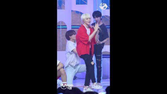 [MPD직캠] 세븐틴 정한 직캠 어쩌나(Oh My!) (SEVENTEEN JEONGHAN FanCam) ¦ @MCOUNTDOWN_2018.7.19