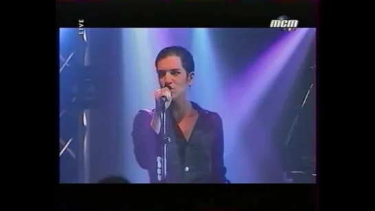 Placebo-live at MCM Cafe, Paris (22.02.2001) - 1